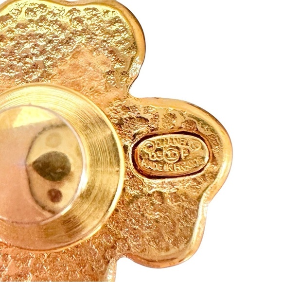 Authentic CHANEL Pink & Gold Four Leaf Clover Shamrock Lucky Charm Brooch Pin - Picture 4 of 10